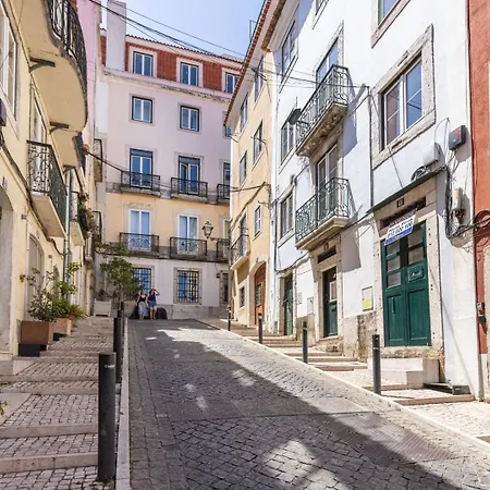Apartamento Typical Bica Lisboa