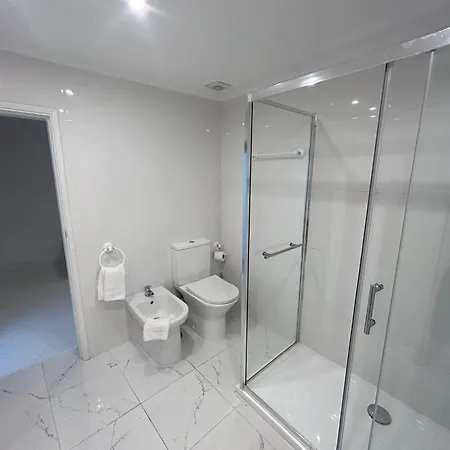 Typical Bica Apartment Lissabon